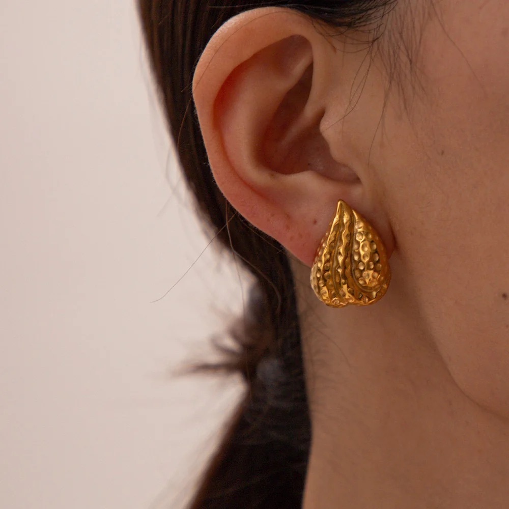 NEW💎18K Gold Vintage Earrings*